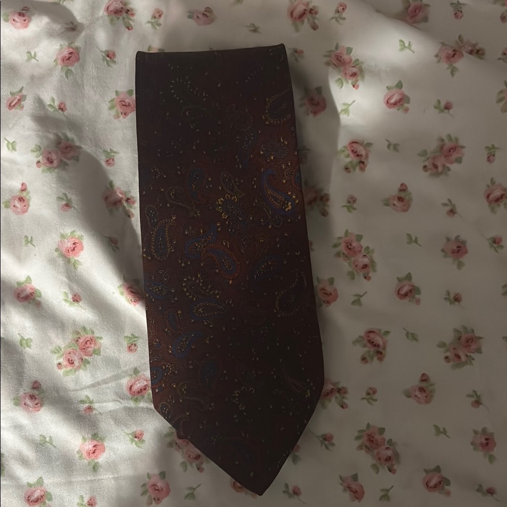 Paul Stuart Luxury Silk Men’s Tie